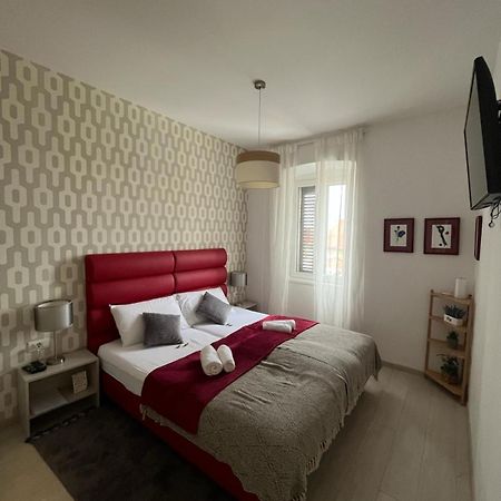 Apartment Arena Пула Екстер'єр фото